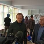 Алексей Говырин посетил Донбасс с гуманитарной миссией