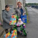 «Единая Россия» помогла собрать в школу детей из многодетных и малообеспеченных семей