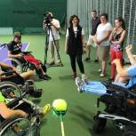 «Единая Россия» организовала тренировку по теннису для воспитанников реабилитационного центра в Пензенской области