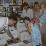От зарубежной классики до поучительных историй российских авторов: регионы собирают литературу в рамках акции «Книги – Донбассу»