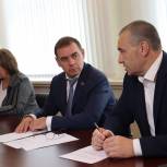 Александр Лазарев: обратная связь с населением позволяет депутатам оперативно решать проблемы
