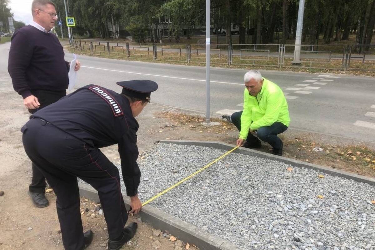 Виталий Крупин проверил ремонт дорог в Полевском