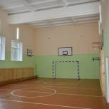 В школе Октябрьского района отремонтировали спортзал