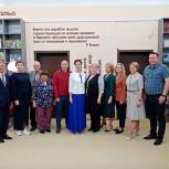 Снежинские партийцы приняли участие в открытии модульной библиотеки