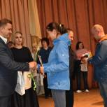 В Задонске вручили российские паспорта 46 переселенцам из Донбасса