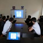 По инициативе «Единой России» в Дагестанских Огнях состоялась интеллектуальная игра для молодёжи