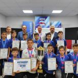 Леонид Черкесов и Михаил Резников поздравили юных спортсменов из Чебоксар с победой в финале Школьной футбольной лиги