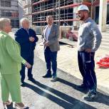 В Новом Уренгое строят школу с ИТ-направлением