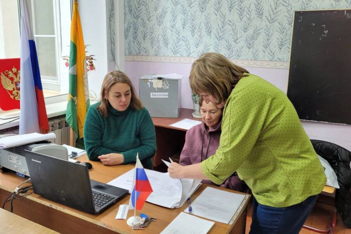 В Карабаше голосуют досрочно и на дому