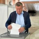 От нашего выбора зависит развитие страны: секретари реготделений «Единой России» пришли на избирательные участки
