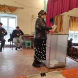 В селе Шалиб Чародинского района продолжается голосование