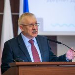 Морозов: Стремление обеспечить мирную жизнь в новых регионах консолидирует всё российское общество