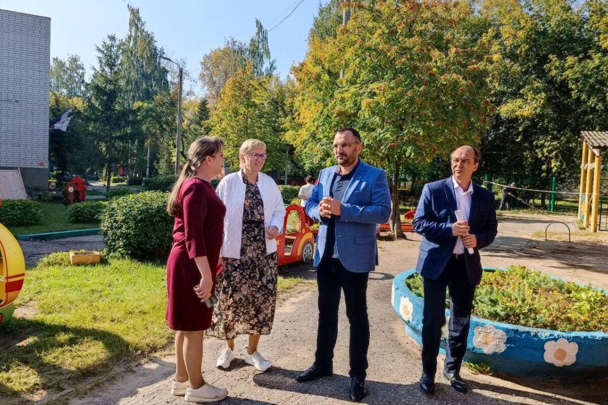 Веранды обновляют в семи детских садах Сормовского района при поддержке депутата «Единой России»