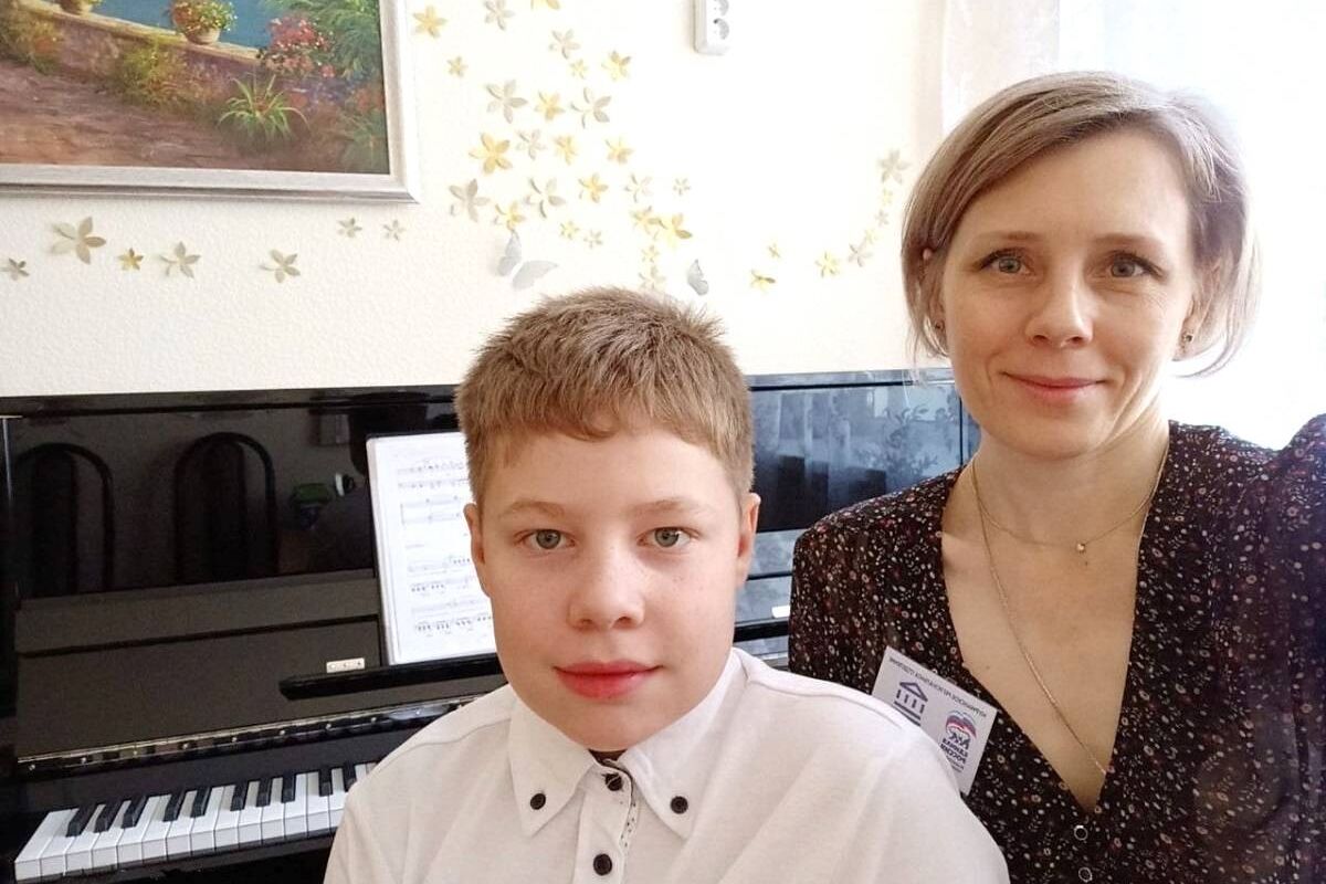 В ЗАТО Александровск презентовали новые музыкальные инструменты и оборудование