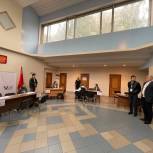 Депутат Мособлдумы Тарас Ефимов провёл проверку работы 578-й участковой избирательной комиссии в Балашихе