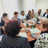 Депутат Госдумы Лариса Тутова встретилась с матерями и женами участников СВО в Боковском районе