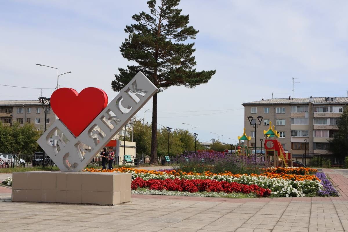 В Карасуке при поддержке «Единой России» благоустраивают дворы и общественные пространства