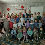 Депутат Госсобрания РМ Владимир Голубев подарил детскому саду уличный светильник и рециркуляторы воздуха