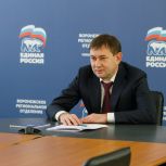Владимир Нетёсов помог избирателям в решении актуальных вопросов