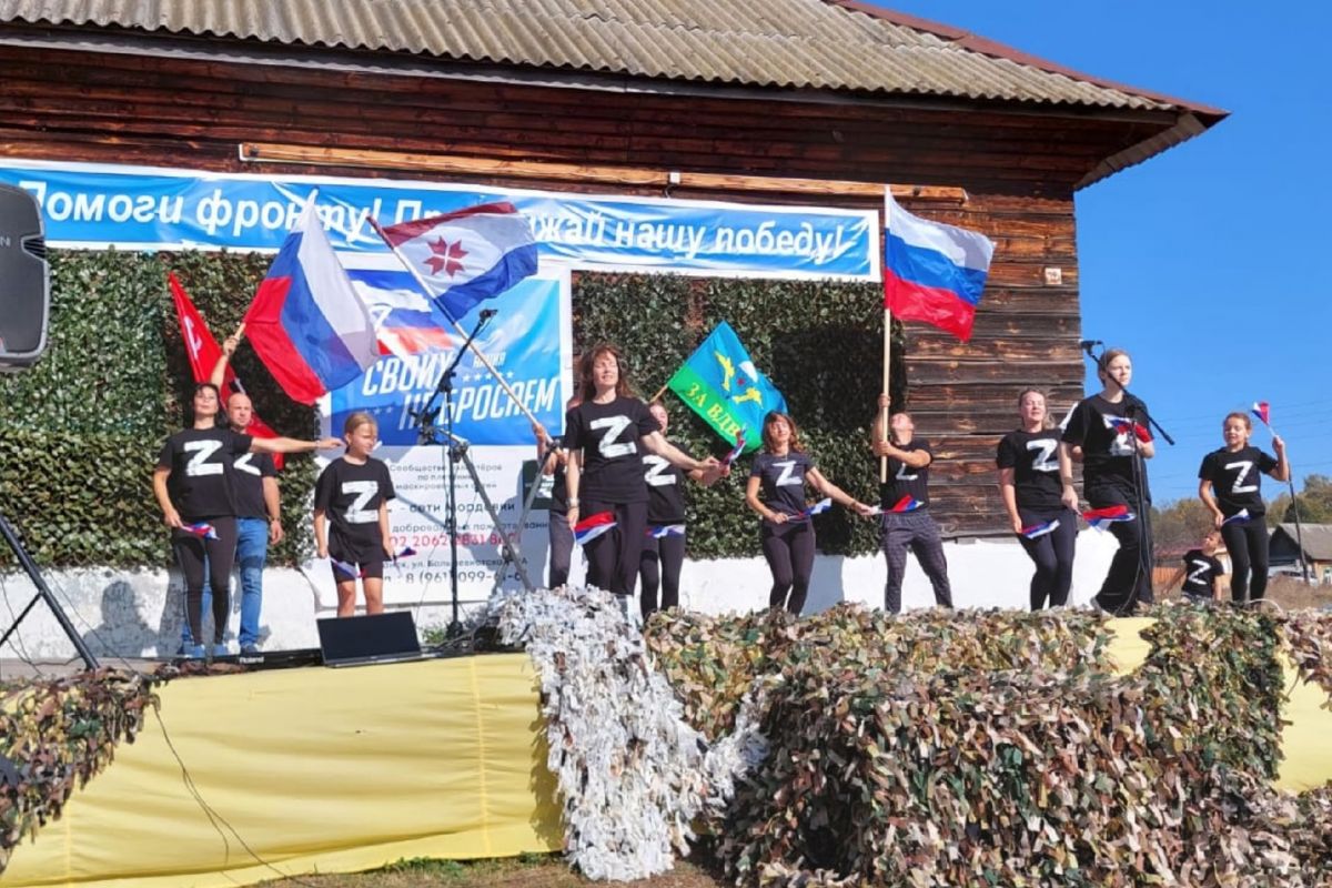Жителей Краснослободского района собрал благотворительный концерт «Своих не бросаем»