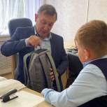 Андрей Луценко поблагодарил 10-летнего волонтера из Кичменгского Городка
