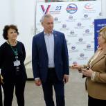 Андрей Травников посетил Центр общественного наблюдения за ходом выборов