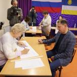 Мэр Улан-Удэ Игорь Шутенков проголосовал на своем участке