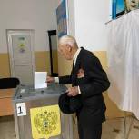 Единственный ветеран ВОВ проголосовал на выборах в Хасавюрте