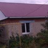 Депутат «Единой России» помог семье сельских пенсионеров отремонтировать пострадавшую в пожаре кровлю дома