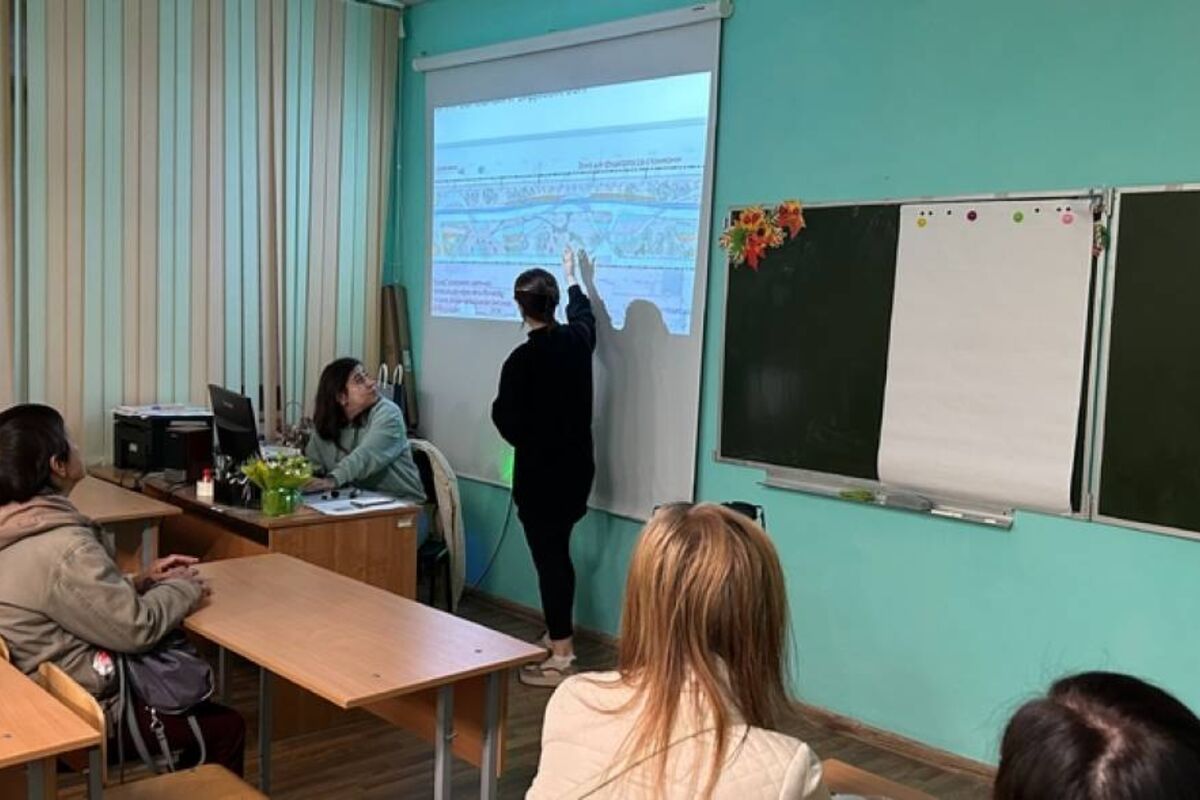 Обновленная детская площадка, парковые качели и велодорожка появятся на территории Мещерского бульвара