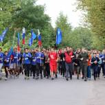 «Единая Россия» организовала пробежку в Антраците (ЛНР)