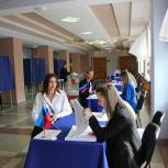 «Единая Россия»: В выборах в ЛНР активно участвует молодёжь