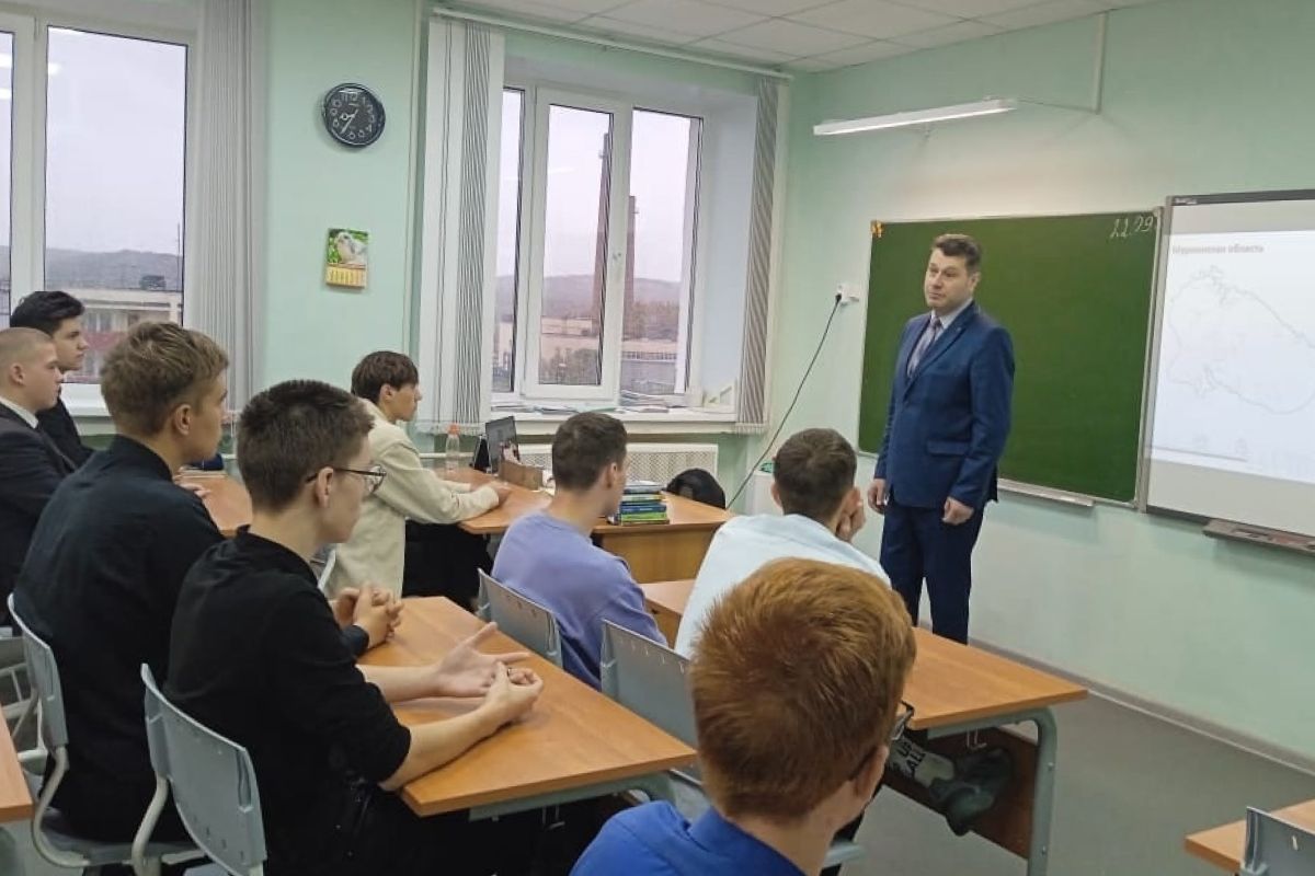 Александр Бугайчук принял участие в уроке «На Севере – жить!»