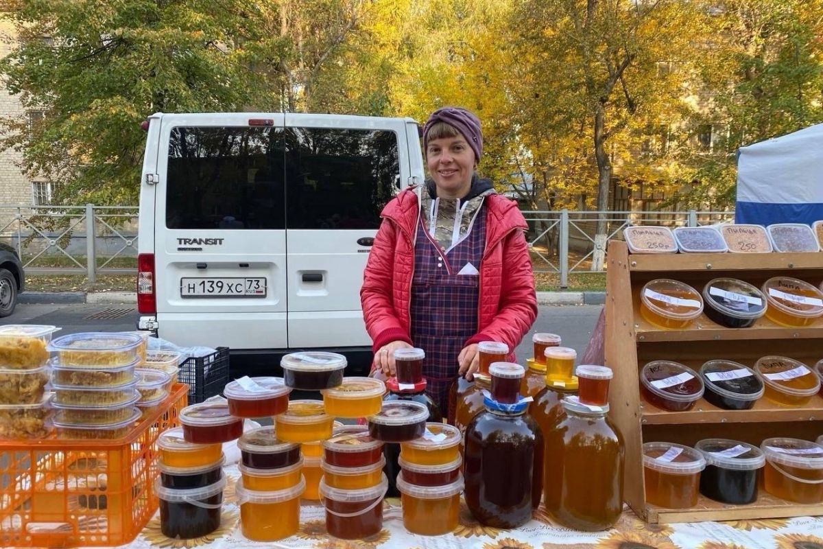 В Железнодорожном районе состоялась первая традиционная ярмарка осеннего сезона