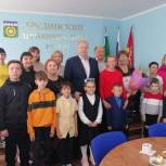 Виталий Бахметьев провел встречу с семьями СВО из Брединского района