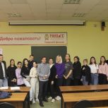 Молодогвардейцы и активисты «Единой России» продолжают проводить лекции о добровольчестве