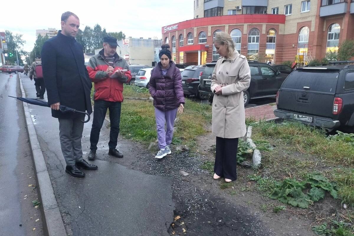 На ул. Северодвинская, 31 жители хотели бы оборудовать площадку для  воркаута | 13.09.2023 | Архангельск - БезФормата