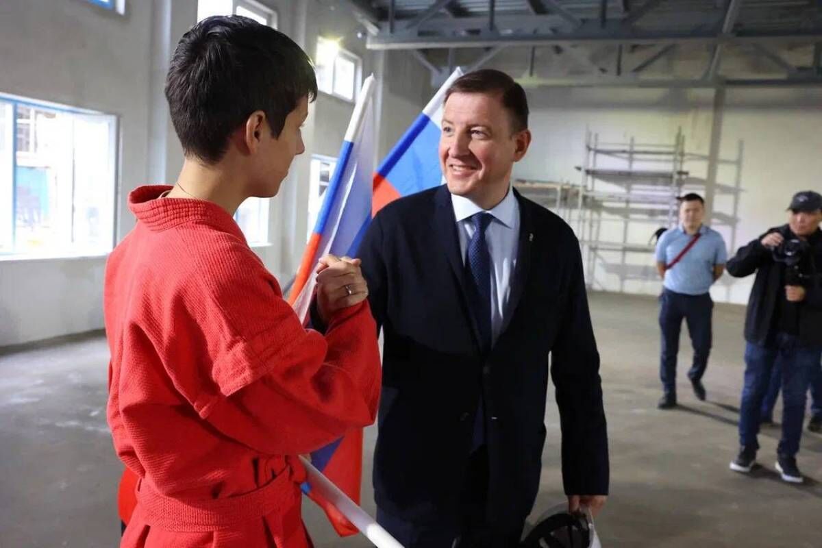«Единая Россия» обеспечит коврами для самбо спорткомплекс в Якутске