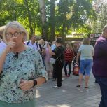 В Мелитополе Запорожской области при поддержке «Единой России» прошёл флешмоб, приуроченный к Международному дню глухих