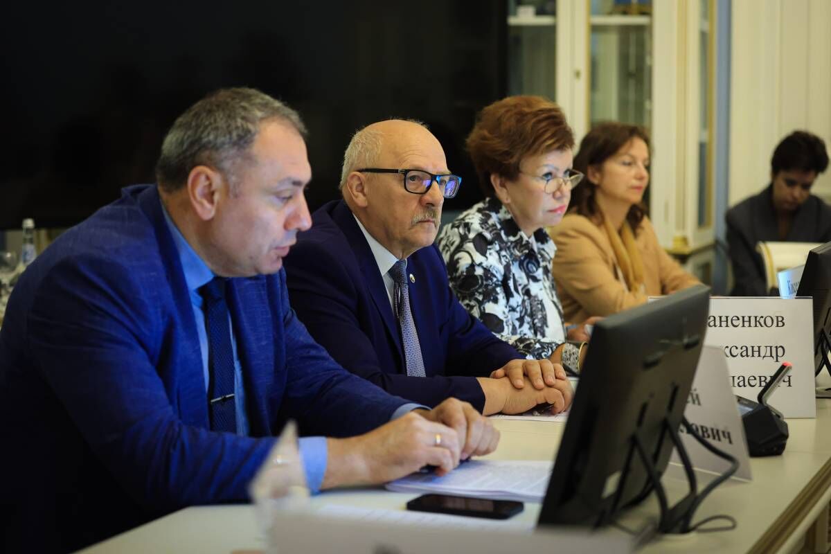 В городском парламенте предложили учесть в бюджете и Социальном кодексе Петербурга задачи профилактики опасных инфекций у младенцев