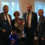 Алексей Анохин и Максим Черствов поздравили члена партии с 85-летием