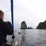 На Камчатке «Единая Россия» устроила морскую прогулку для участников СВО
