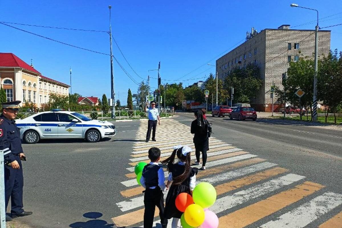 В День знаний уроки по безопасности дорожного движения для школьников