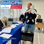 В Республике Алтай голосуют семьями
