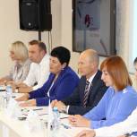 Единороссы приняли участие в выездном заседании Молодежного совета при КГС