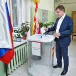 Владимир Нетёсов проголосовал на выборах главы региона