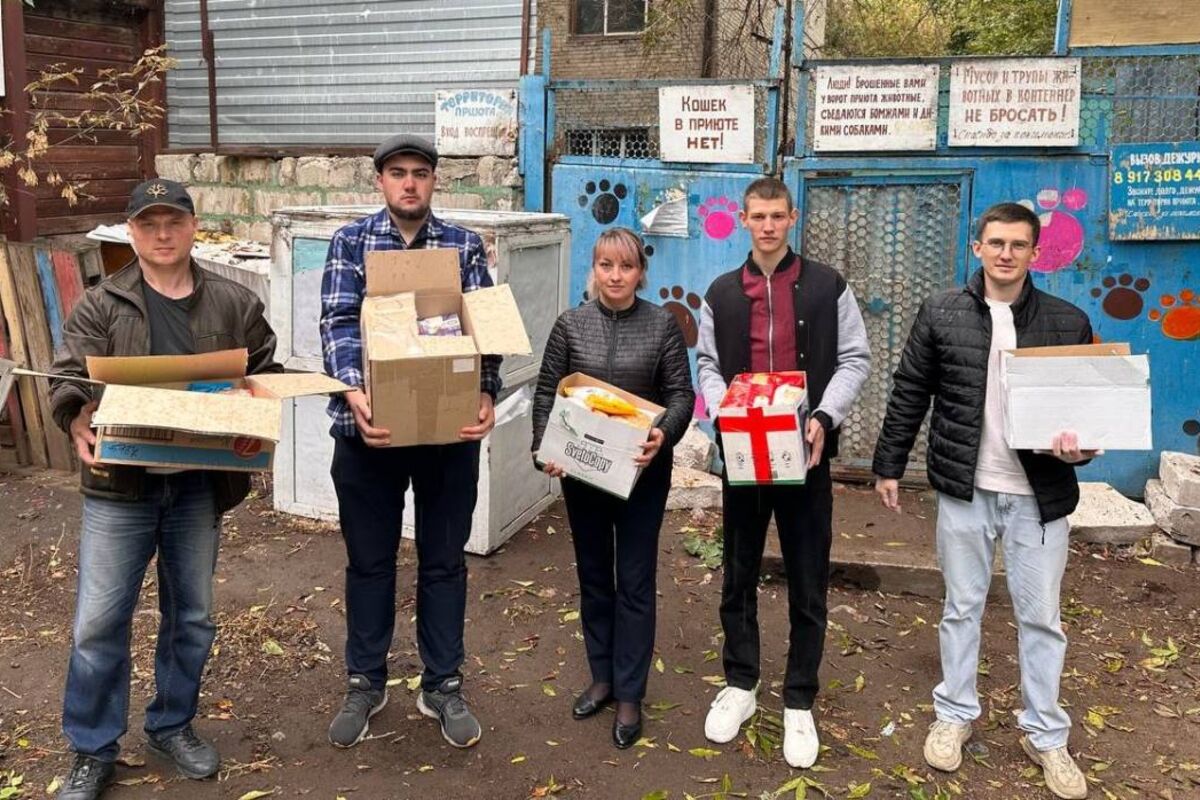 Активисты Кировского местного отделения партии «Единая Россия» помогли приюту для бездомных животных