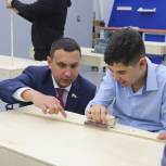 Участники партийного проекта «Единая страна – доступная среда» посетили школу-интернат №4 в Хабаровске