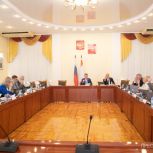 Сергей Жестянников: «Вопрос ограничения продажи алкоголя во время последних звонков и выпускных будет рассмотрен на сессии»