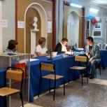 На избирательных участках Мурманской области праздничная атмосфера и безопасность
